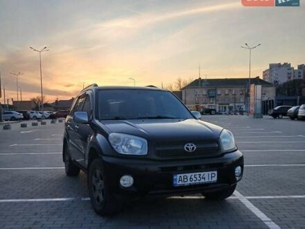 Тойота РАВ 4 2004 в Виннице на Automoto.ua Черный Тойота РАВ 4, объемом двигателя 1.79 л и пробегом 227 тыс. км за 6000 $, фото 1 на Automoto.ua