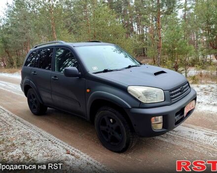 Черный Тойота РАВ 4, объемом двигателя 2 л и пробегом 345 тыс. км за 3500 $, фото 1 на Automoto.ua