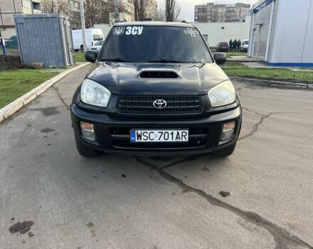 Черный Тойота РАВ 4, объемом двигателя 2 л и пробегом 320 тыс. км за 3200 $, фото 1 на Automoto.ua