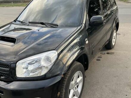 Тойота РАВ 4 2004 в Славянске на Automoto.ua Черный Тойота РАВ 4, объемом двигателя 1.99 л и пробегом 250 тыс. км за 4800 $, фото 1 на Automoto.ua