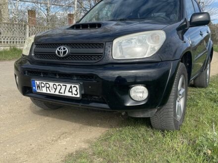 Тойота РАВ 4 2004 в Сумах на Automoto.ua Черный Тойота РАВ 4, объемом двигателя 2 л и пробегом 303 тыс. км за 4500 $, фото 1 на Automoto.ua
