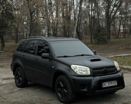 Черный Тойота РАВ 4, объемом двигателя 2 л и пробегом 285 тыс. км за 4300 $, фото 1 на Automoto.ua
