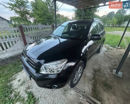 Черный Тойота РАВ 4, объемом двигателя 2.23 л и пробегом 265 тыс. км за 8600 $, фото 1 на Automoto.ua