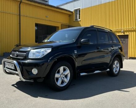 Чорний Тойота РАВ 4, об'ємом двигуна 2 л та пробігом 189 тис. км за 8300 $, фото 1 на Automoto.ua