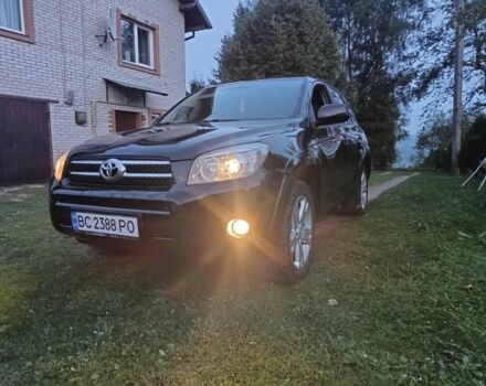 Чорний Тойота РАВ 4, об'ємом двигуна 2.2 л та пробігом 220 тис. км за 7500 $, фото 1 на Automoto.ua
