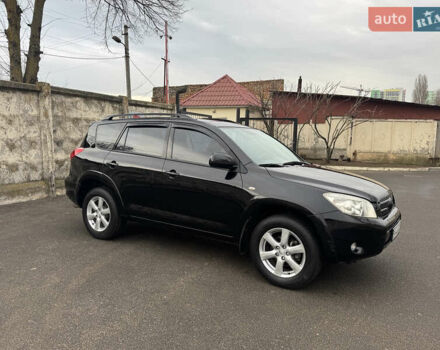 Черный Тойота РАВ 4, объемом двигателя 2.4 л и пробегом 276 тыс. км за 8300 $, фото 1 на Automoto.ua