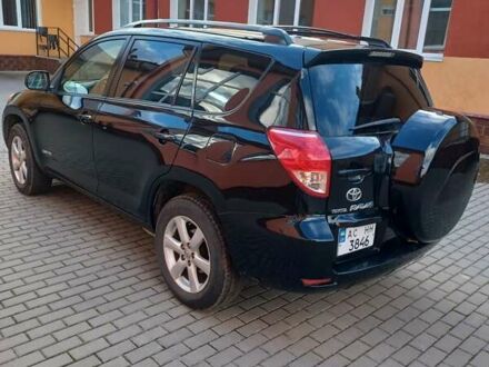 Тойота РАВ 4 2006 в Луцке на Automoto.ua Черный Тойота РАВ 4, объемом двигателя 2.36 л и пробегом 200 тыс. км за 9000 $, фото 1 на Automoto.ua