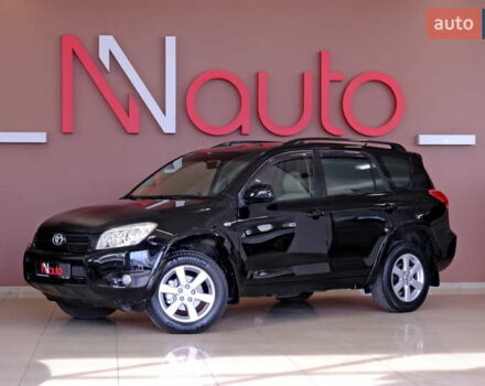 Черный Тойота РАВ 4, объемом двигателя 2.4 л и пробегом 216 тыс. км за 8900 $, фото 1 на Automoto.ua