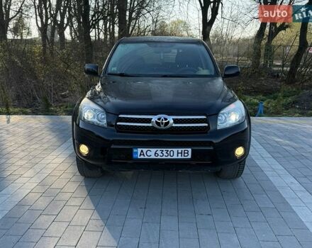 Черный Тойота РАВ 4, объемом двигателя 2.2 л и пробегом 292 тыс. км за 7999 $, фото 1 на Automoto.ua