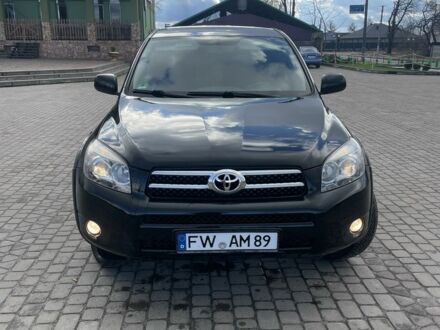 Чорний Тойота РАВ 4, об'ємом двигуна 2.2 л та пробігом 235 тис. км за 5000 $, фото 1 на Automoto.ua