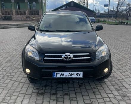 Чорний Тойота РАВ 4, об'ємом двигуна 2.2 л та пробігом 235 тис. км за 5000 $, фото 1 на Automoto.ua
