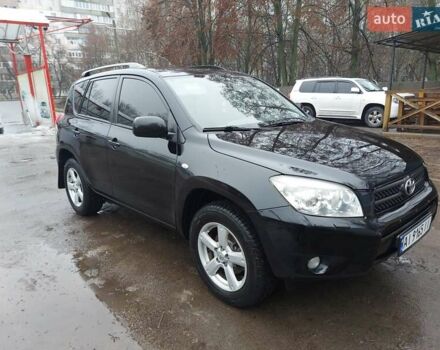 Черный Тойота РАВ 4, объемом двигателя 2 л и пробегом 277 тыс. км за 9200 $, фото 1 на Automoto.ua