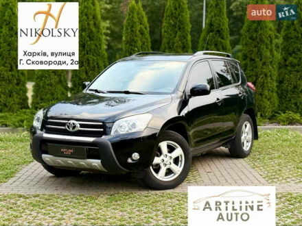 Черный Тойота РАВ 4, объемом двигателя 2 л и пробегом 87 тыс. км за 12800 $, фото 1 на Automoto.ua