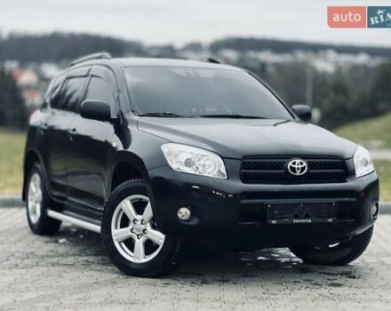 Черный Тойота РАВ 4, объемом двигателя 2.2 л и пробегом 219 тыс. км за 7999 $, фото 1 на Automoto.ua