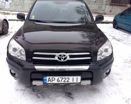 Черный Тойота РАВ 4, объемом двигателя 2 л и пробегом 227 тыс. км за 7500 $, фото 1 на Automoto.ua