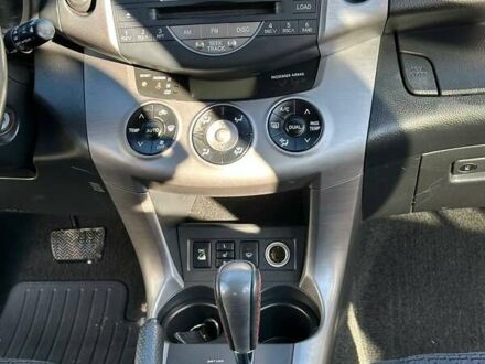 Черный Тойота РАВ 4, объемом двигателя 2 л и пробегом 248 тыс. км за 9799 $, фото 1 на Automoto.ua