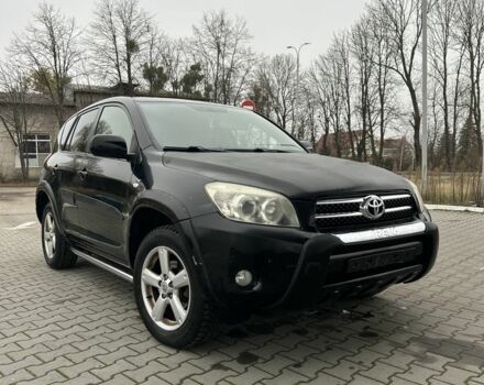 Черный Тойота РАВ 4, объемом двигателя 2.2 л и пробегом 316 тыс. км за 4290 $, фото 1 на Automoto.ua