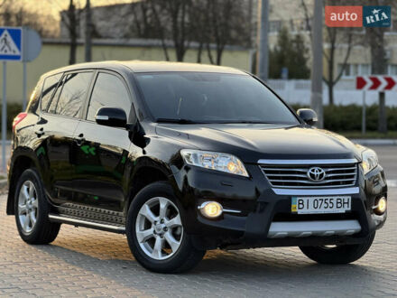 Черный Тойота РАВ 4, объемом двигателя 2 л и пробегом 173 тыс. км за 13300 $, фото 1 на Automoto.ua