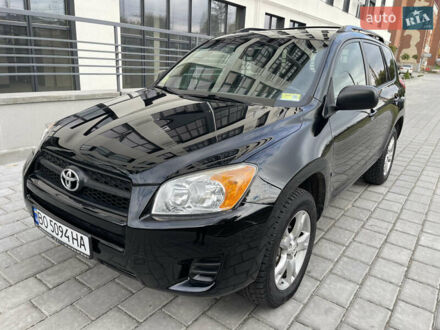 Черный Тойота РАВ 4, объемом двигателя 2.49 л и пробегом 220 тыс. км за 10500 $, фото 1 на Automoto.ua