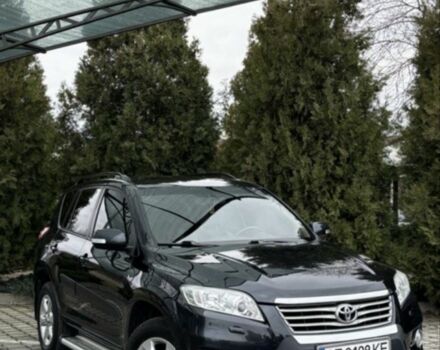 Черный Тойота РАВ 4, объемом двигателя 2.2 л и пробегом 260 тыс. км за 13000 $, фото 1 на Automoto.ua