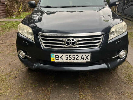 Черный Тойота РАВ 4, объемом двигателя 1.99 л и пробегом 298 тыс. км за 12600 $, фото 1 на Automoto.ua