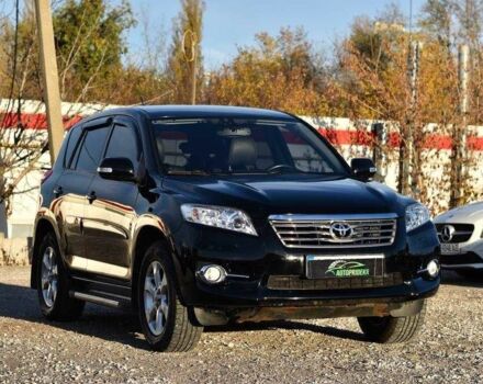 Чорний Тойота РАВ 4, об'ємом двигуна 2 л та пробігом 178 тис. км за 13850 $, фото 1 на Automoto.ua