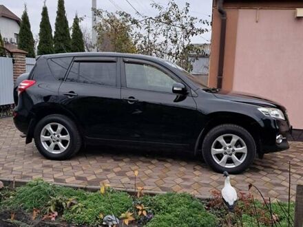 Чорний Тойота РАВ 4, об'ємом двигуна 2 л та пробігом 278 тис. км за 13500 $, фото 1 на Automoto.ua