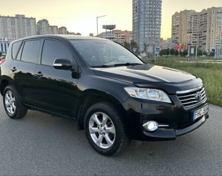 Чорний Тойота РАВ 4, об'ємом двигуна 2 л та пробігом 190 тис. км за 4700 $, фото 1 на Automoto.ua