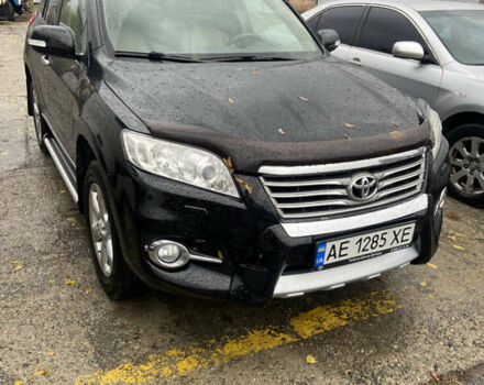 Черный Тойота РАВ 4, объемом двигателя 1.99 л и пробегом 140 тыс. км за 15500 $, фото 1 на Automoto.ua