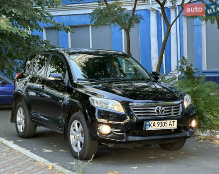 Черный Тойота РАВ 4, объемом двигателя 2 л и пробегом 175 тыс. км за 11400 $, фото 1 на Automoto.ua