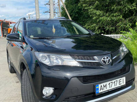 Черный Тойота РАВ 4, объемом двигателя 1.99 л и пробегом 200 тыс. км за 16000 $, фото 1 на Automoto.ua