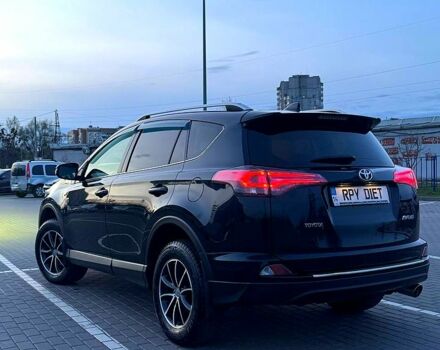 Черный Тойота РАВ 4, объемом двигателя 2 л и пробегом 95 тыс. км за 19000 $, фото 1 на Automoto.ua