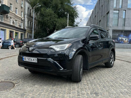 Тойота РАВ 4 2016 в Днепре (Днепропетровске) на Automoto.ua Черный Тойота РАВ 4, объемом двигателя 2.49 л и пробегом 140 тыс. км за 16999 $, фото 1 на Automoto.ua