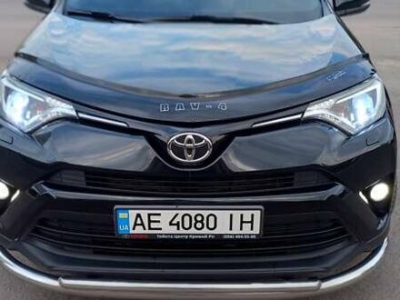 Тойота РАВ 4 2017 у Кривому Розі на Automoto.ua Чорний Тойота РАВ 4, об'ємом двигуна 2 л та пробігом 70 тис. км за 22900 $, фото 1 на Automoto.ua