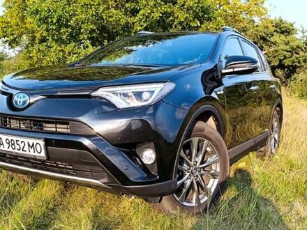 Тойота РАВ 4 2017 в Киеве на Automoto.ua Черный Тойота РАВ 4, объемом двигателя 2.49 л и пробегом 33 тыс. км за 21640 $, фото 1 на Automoto.ua