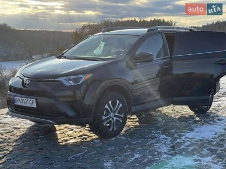 Тойота РАВ 4 2017 в Житомире на Automoto.ua Черный Тойота РАВ 4, объемом двигателя 2.49 л и пробегом 125 тыс. км за 17700 $, фото 1 на Automoto.ua