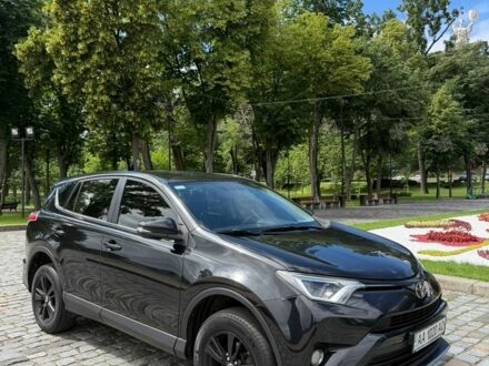 Чорний Тойота РАВ 4, об'ємом двигуна 2.23 л та пробігом 154 тис. км за 20500 $, фото 1 на Automoto.ua