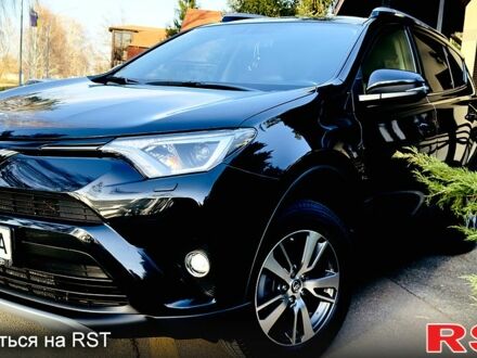 Тойота РАВ 4 2018 у Києві на Automoto.ua Чорний Тойота РАВ 4, об'ємом двигуна 2.2 л та пробігом 82 тис. км за 26750 $, фото 1 на Automoto.ua