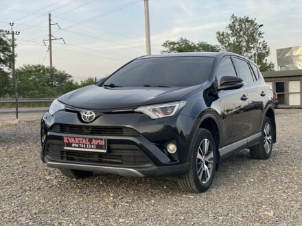 Черный Тойота РАВ 4, объемом двигателя 2 л и пробегом 180 тыс. км за 22700 $, фото 1 на Automoto.ua