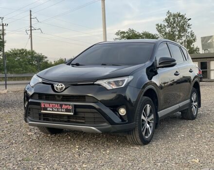 Черный Тойота РАВ 4, объемом двигателя 2 л и пробегом 180 тыс. км за 22700 $, фото 1 на Automoto.ua