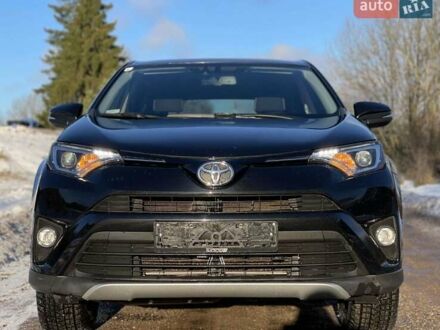 Тойота РАВ 4 2018 в Бродах на Automoto.ua Черный Тойота РАВ 4, объемом двигателя 1.99 л и пробегом 126 тыс. км за 19700 $, фото 1 на Automoto.ua