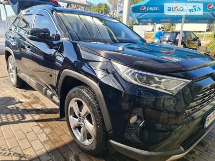 Тойота РАВ 4 2019 у Полтаві на Automoto.ua Чорний Тойота РАВ 4, об'ємом двигуна 2.49 л та пробігом 88 тис. км за 40500 $, фото 1 на Automoto.ua