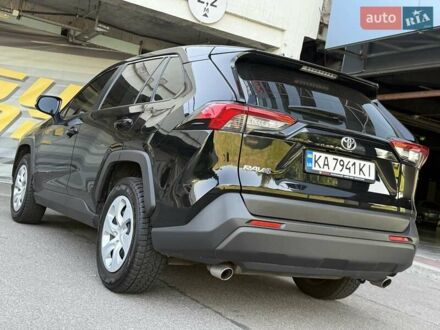 Тойота РАВ 4 2019 в Каменское - Днепродзержинск на Automoto.ua Черный Тойота РАВ 4, объемом двигателя 2 л и пробегом 20 тыс. км за 23999 $, фото 1 на Automoto.ua