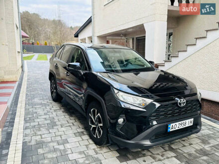 Черный Тойота РАВ 4, объемом двигателя 1.99 л и пробегом 163 тыс. км за 24900 $, фото 1 на Automoto.ua