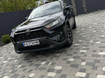 Тойота РАВ 4 2019 в Радомышле на Automoto.ua Черный Тойота РАВ 4, объемом двигателя 2.5 л и пробегом 128 тыс. км за 23500 $, фото 1 на Automoto.ua
