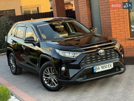 Тойота РАВ 4 2019 в Виннице на Automoto.ua Черный Тойота РАВ 4, объемом двигателя 1.99 л и пробегом 96 тыс. км за 24900 $, фото 1 на Automoto.ua