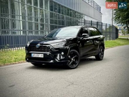 Тойота РАВ 4 2020 в Днепре (Днепропетровске) на Automoto.ua Черный Тойота РАВ 4, объемом двигателя 2.5 л и пробегом 72 тыс. км за 33500 $, фото 1 на Automoto.ua