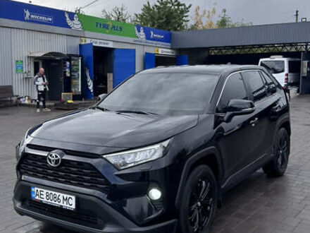 Тойота РАВ 4 2020 у Києві на Automoto.ua Чорний Тойота РАВ 4, об'ємом двигуна 1.99 л та пробігом 132 тис. км за 27000 $, фото 1 на Automoto.ua