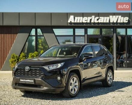 Тойота РАВ 4 2020 в Черновцах на Automoto.ua Черный Тойота РАВ 4, объемом двигателя 1.99 л и пробегом 52 тыс. км за 29900 $, фото 1 на Automoto.ua