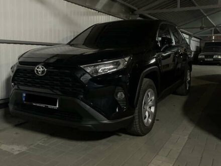 Тойота РАВ 4 2020 у Запоріжжя на Automoto.ua Чорний Тойота РАВ 4, об'ємом двигуна 2 л та пробігом 82 тис. км за 30000 $, фото 1 на Automoto.ua